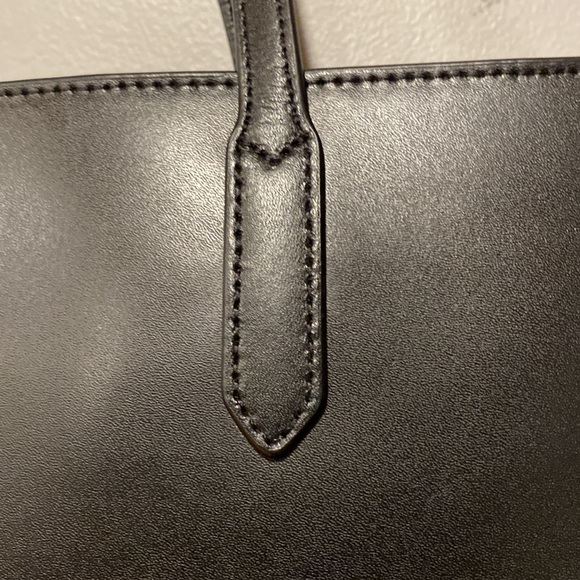 Kate Spade Tote Bag - Picture 10 of 16